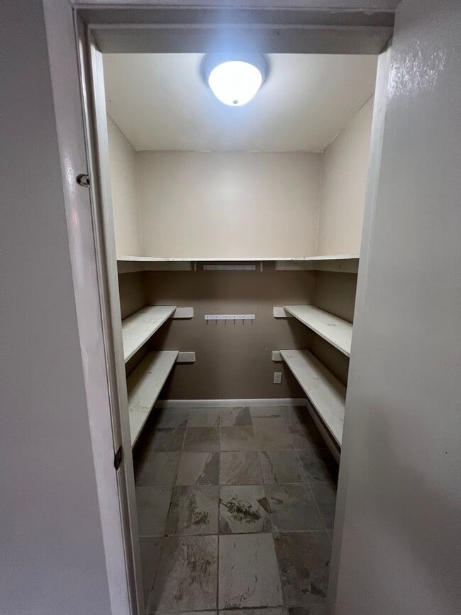 Foto del edificio - For Rent – 3 Bedroom, 1.5 Bath Home