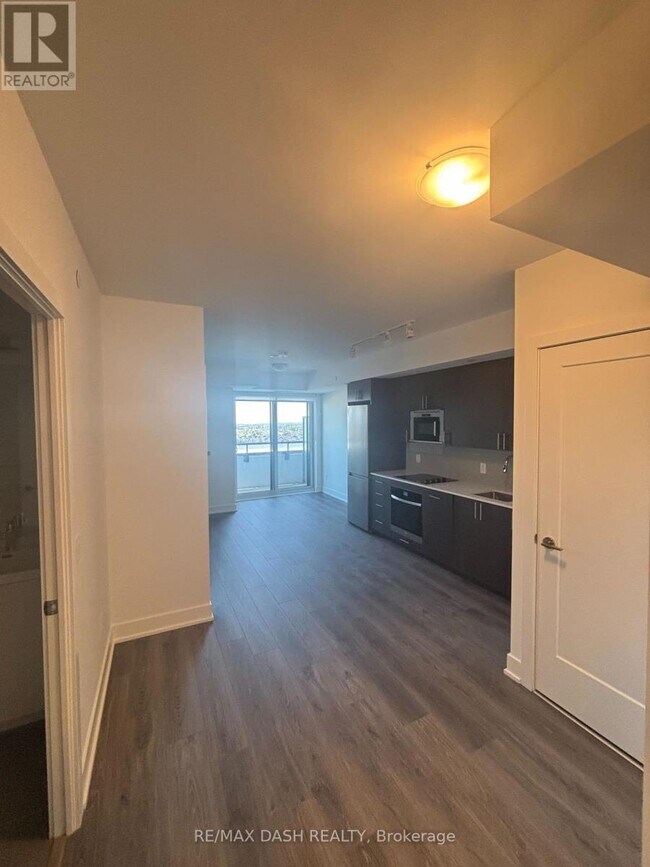 Photo du bâtiment - 2425 Simcoe St N