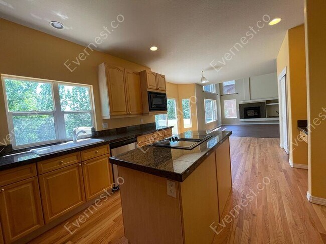 Building Photo - 17624 E Peakview Ave