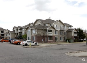 Building Photo - Dayton Meadows