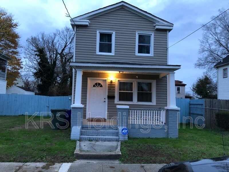 Primary Photo - 410 middlesex st