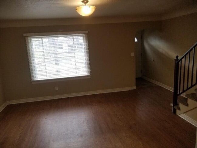 Building Photo - 3 bedroom in Billings MT 59101
