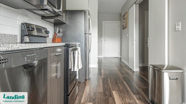 Foto del edificio - 1010 Enclave Blvd