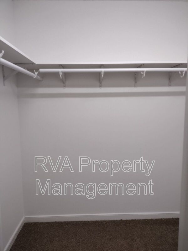 Building Photo - 4000 Frye Terrace