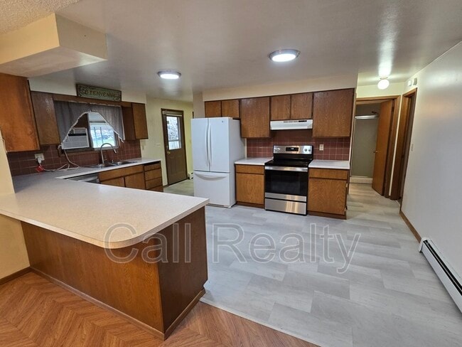 Building Photo - 4023 N Argonne Rd