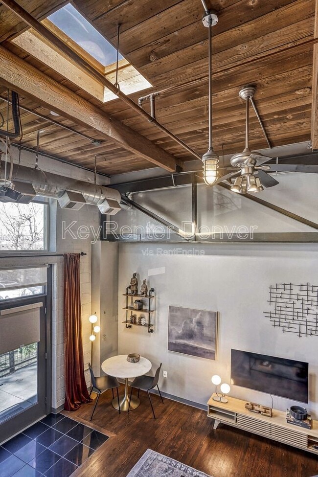 Foto del edificio - 1111 Osage St