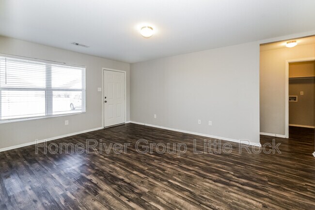 Building Photo - 3705 Churchill Dr
