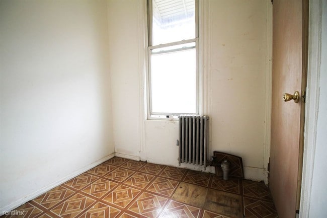 Building Photo - 128 Jefferson St