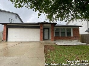 Building Photo - 4514 Stradford Pl