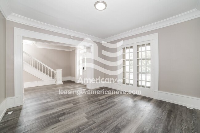 Foto del edificio - 519 E Frye Ave