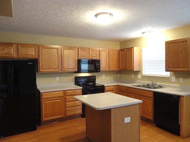 Building Photo - 6083 Weber Oaks Dr