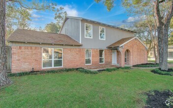 Building Photo - 590 River Plantation Dr