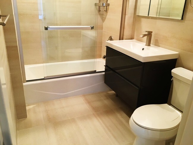 Foto del edificio - 25-35-35 38th St