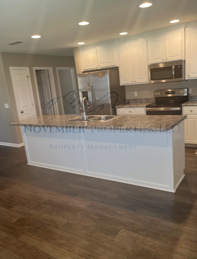 Foto del edificio - 2308 Middleton Rd