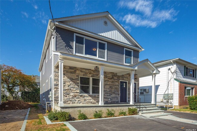 Building Photo - 207 Nassau Blvd