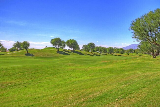 Building Photo - 54838 Oaktree, La Quinta, CA 92253 - 3 BR ...