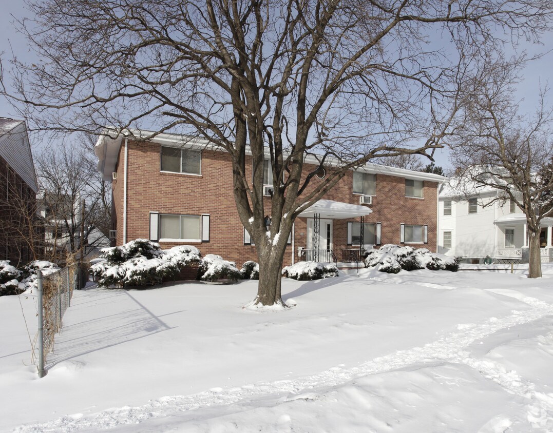 Primary Photo - 1010 N 40th St