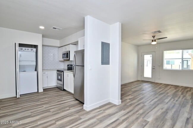 Foto del edificio - 312 N Hartford St