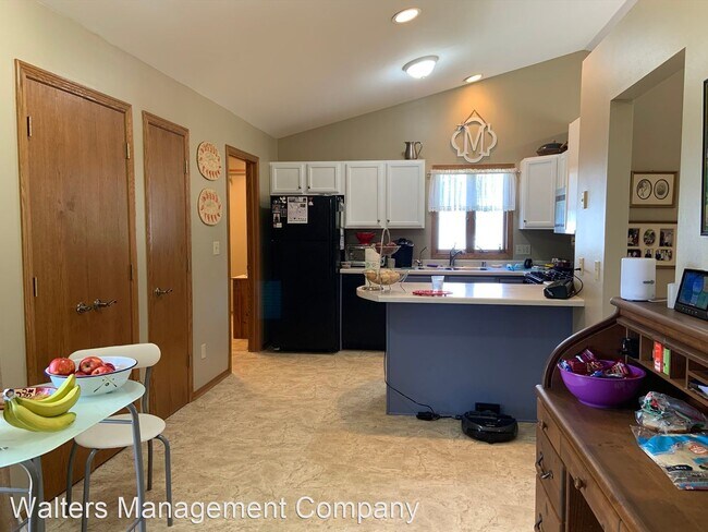 Building Photo - 3 br, 2.5 bath House - 216 Granary Circle