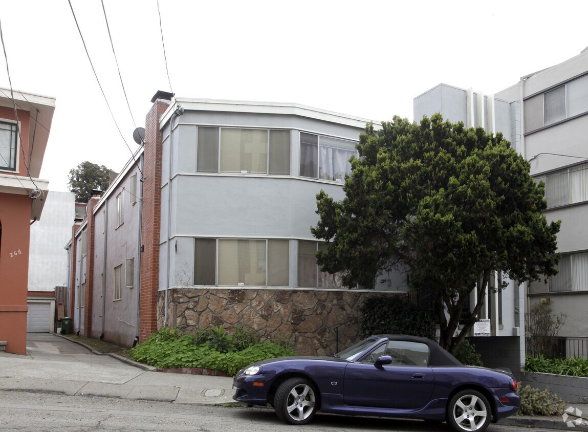 Building Photo - 262 Hanover Ave