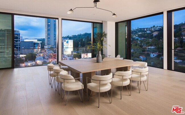 Foto del edificio - 9040 W Sunset Blvd