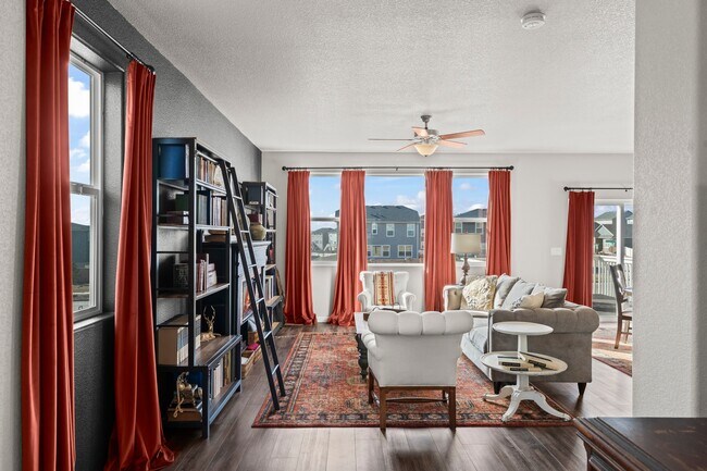 Building Photo - 5204 Roundhouse Dr