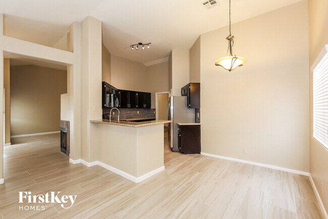 Building Photo - 3312 Hyannis Cir