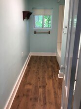 Building Photo - 62 Autumn Ave