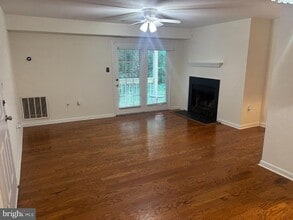 Building Photo - 5700 Olde Mill Ct