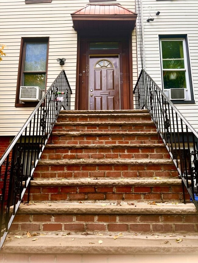 Foto del edificio - 203 Moffat St