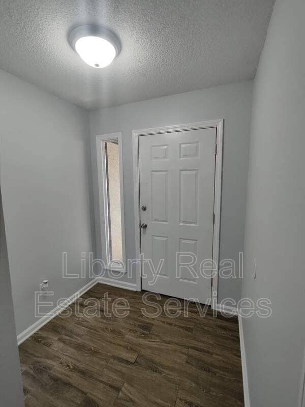 Building Photo - 601 Tupelo Trl