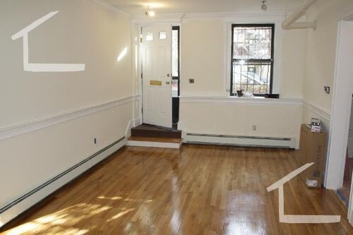 Building Photo - 29 Glenville Ave