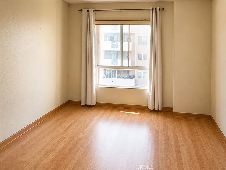Foto del edificio - Modern Unit in Prime Location