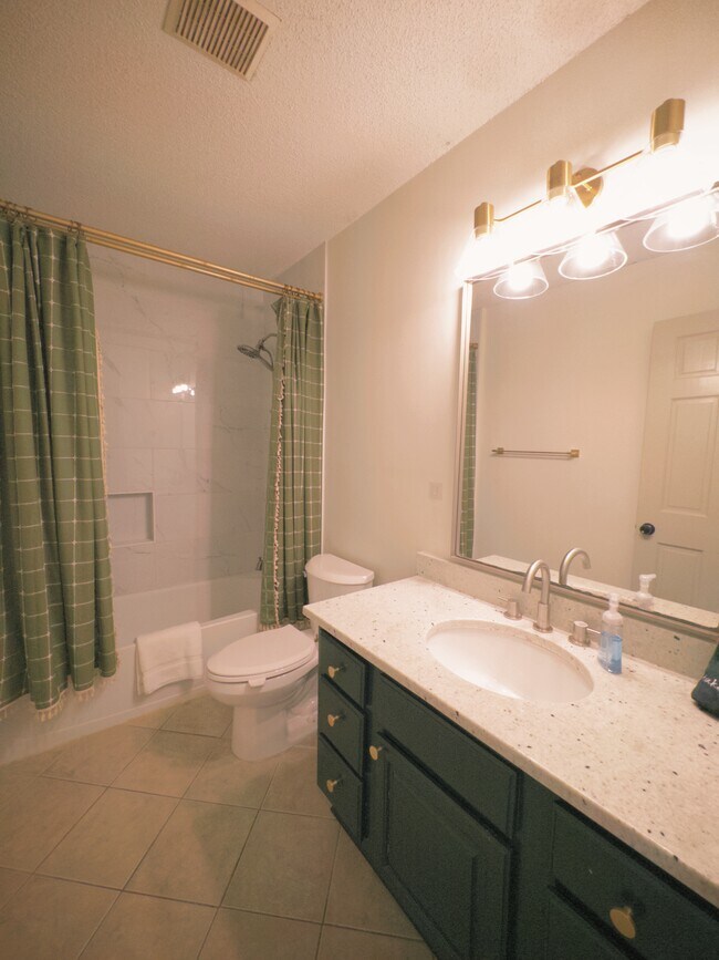 Building Photo - 9381 Bass Creek Cir N