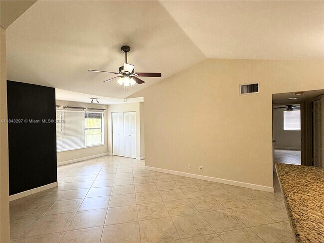 Building Photo - 2926 S University Dr