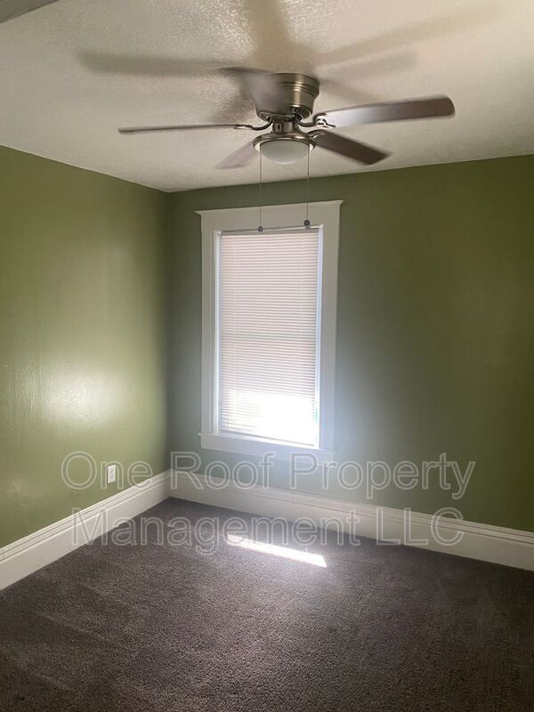 Foto del edificio - 532 Cypress Ave