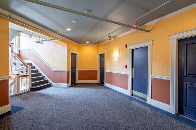 Foto del edificio - 32 Queensberry St