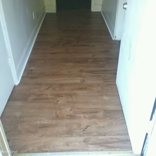 Building Photo - 2 br, 2 bath House - 1603 Washington St