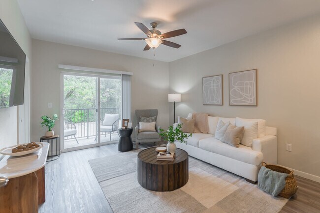 Foto del edificio - Regency Gardens