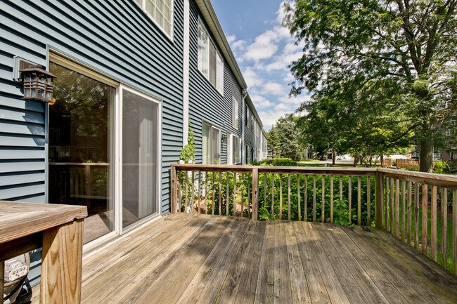 Foto del edificio - 1275 Silk Oak Ln