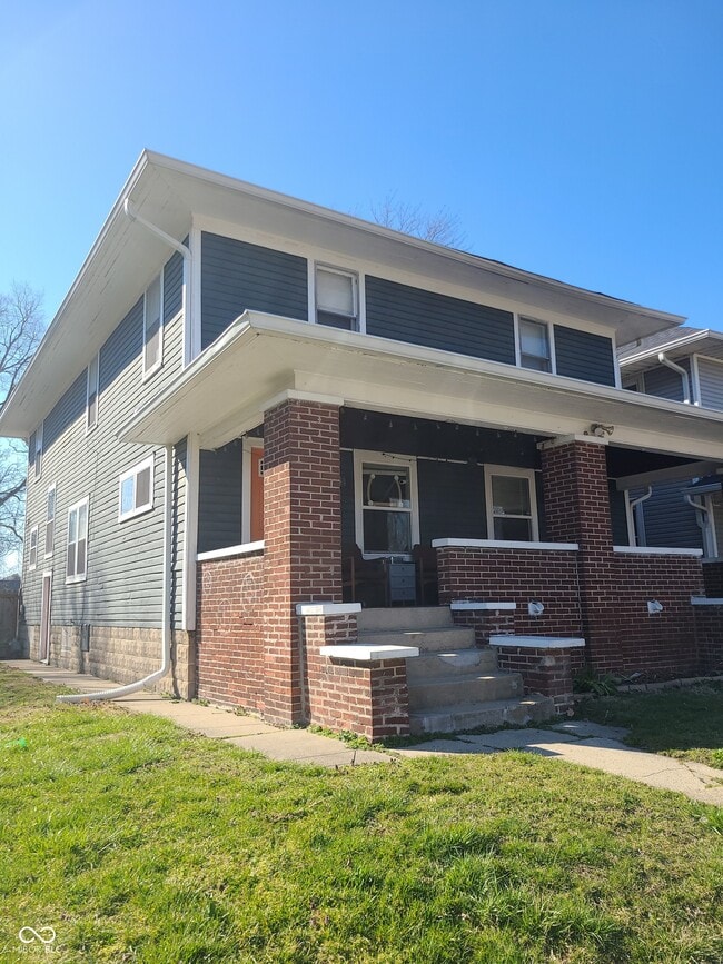 Building Photo - 1036 Churchman Ave