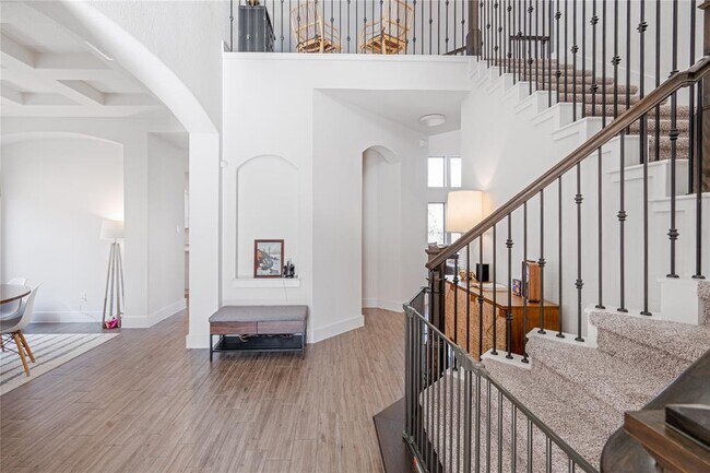 Building Photo - 3341 Catalina Cv