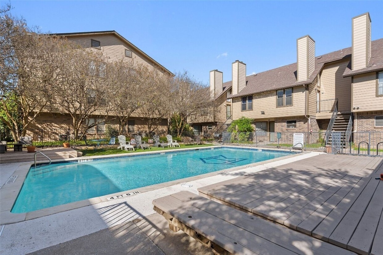 Primary Photo - 1 BED 1 BATH IN AUSTIN TX!