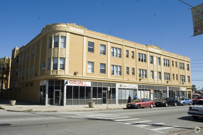 Foto del edificio - 7845-7859 S Avalon Ave