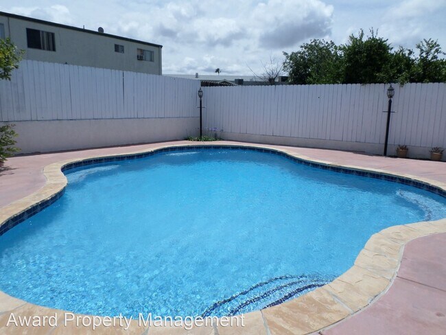Foto del edificio - 4 br, 2 bath House - 1173 Car St.