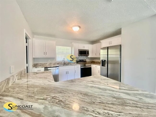 Foto del edificio - 1419 NE 25th Pl