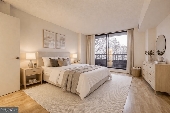 Foto del edificio - 1700 17th St NW