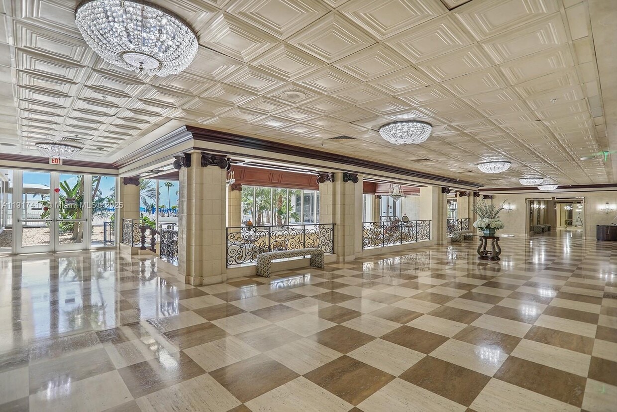 Foto principal - 2030 S Ocean Dr