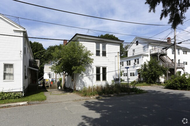 Building Photo - 1 Noyes Ct