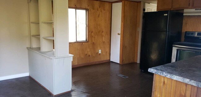 Foto del edificio - 3675 Lindsey Memorial Rd